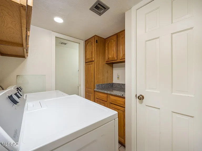 2284 W Paseo Cielo — Photo 16