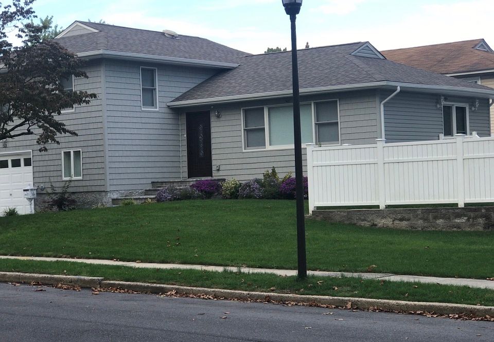 1st image of 521 May Ln