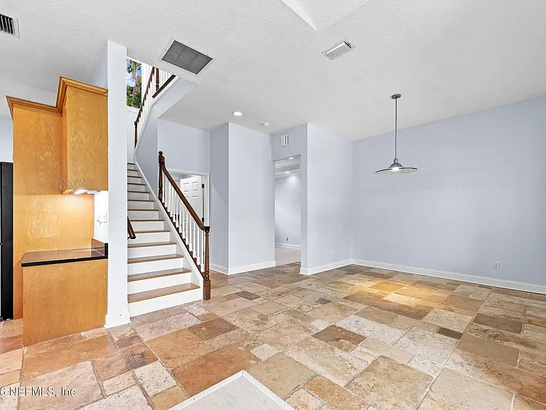 38 Tallwood Rd — Photo 12