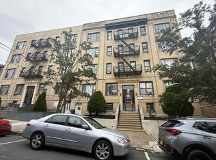 14 65th St APT 2, West New York, NJ 07093
