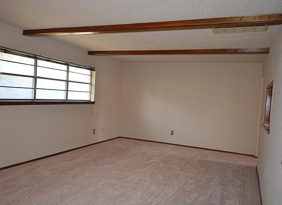 3rd image of 817 Mabel C Fry Blvd