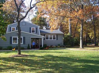 1 N Point Rd, Colts Neck, NJ 07738