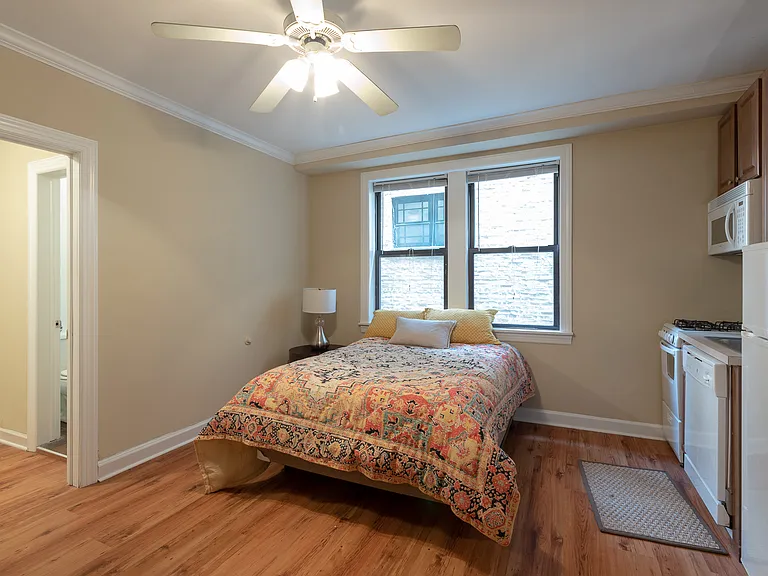 629 W. Deming — Photo 11