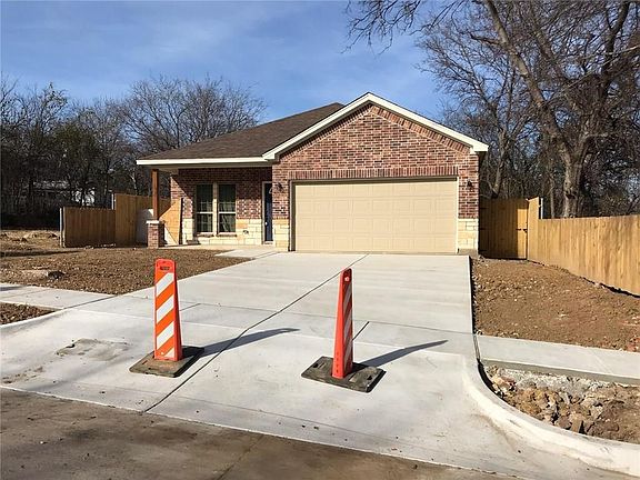 2nd image of 3231 Bideker Ave