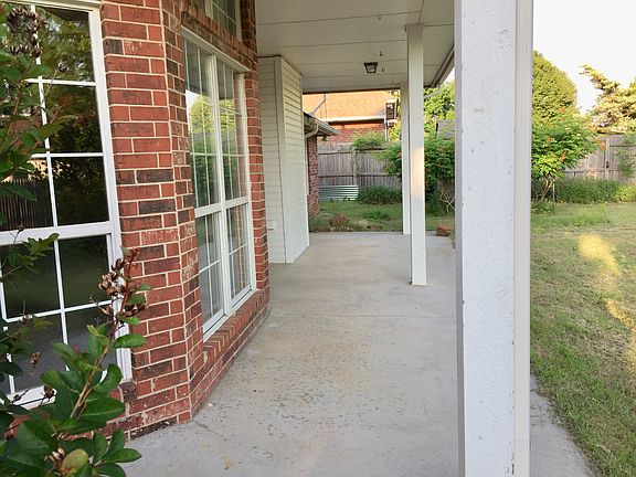 Large covered back porch 