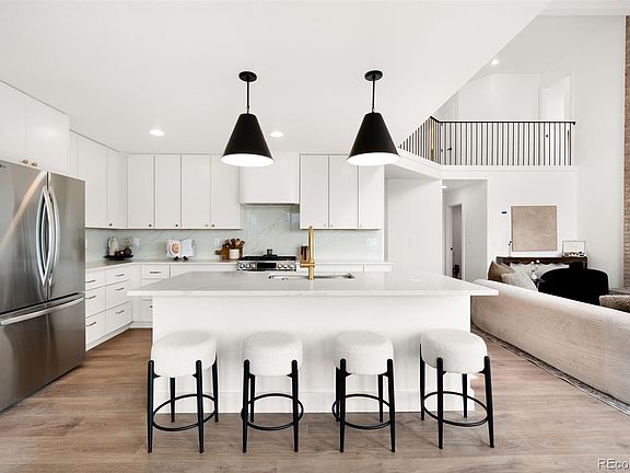 3rd image of 9625 Cherryvale Drive