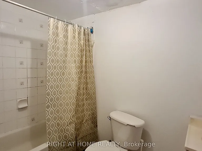 55 Littleleaf Dr #D — Photo 6