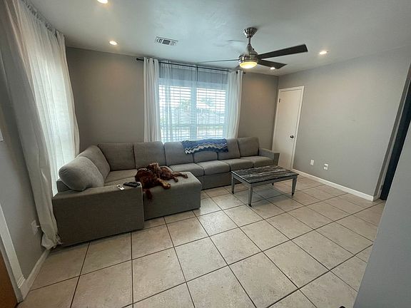 5th image of H16 Miriam St