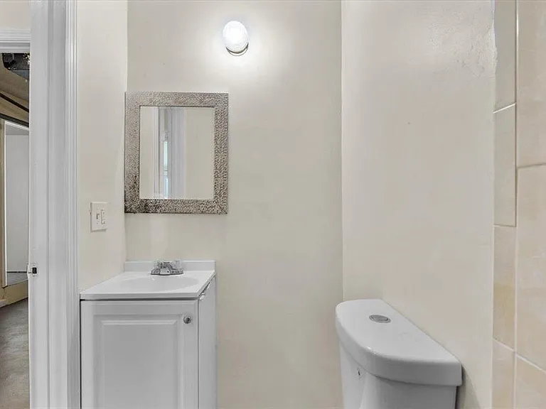 5540 Lakewood Cir S — Photo 13
