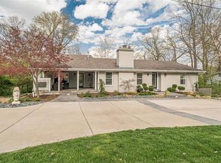310 Pelican Ave, Saint Louis, MO 63122