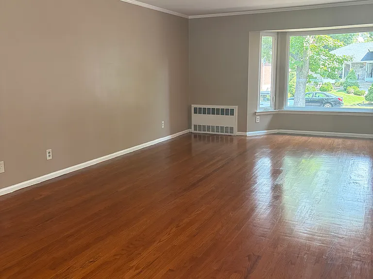 Wedgewood Dr — Photo 31