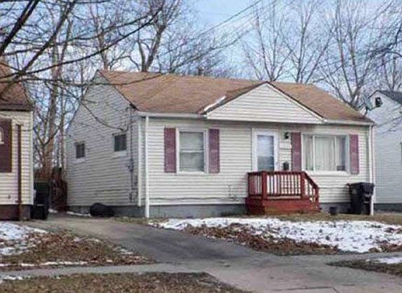 3rd image of 14113 Caine Ave