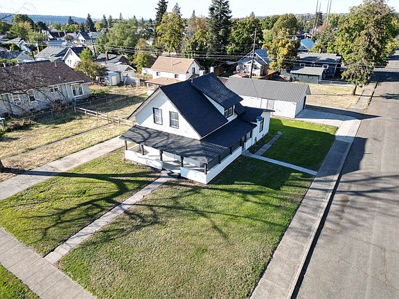 4th image of 1902 W Shannon Ave