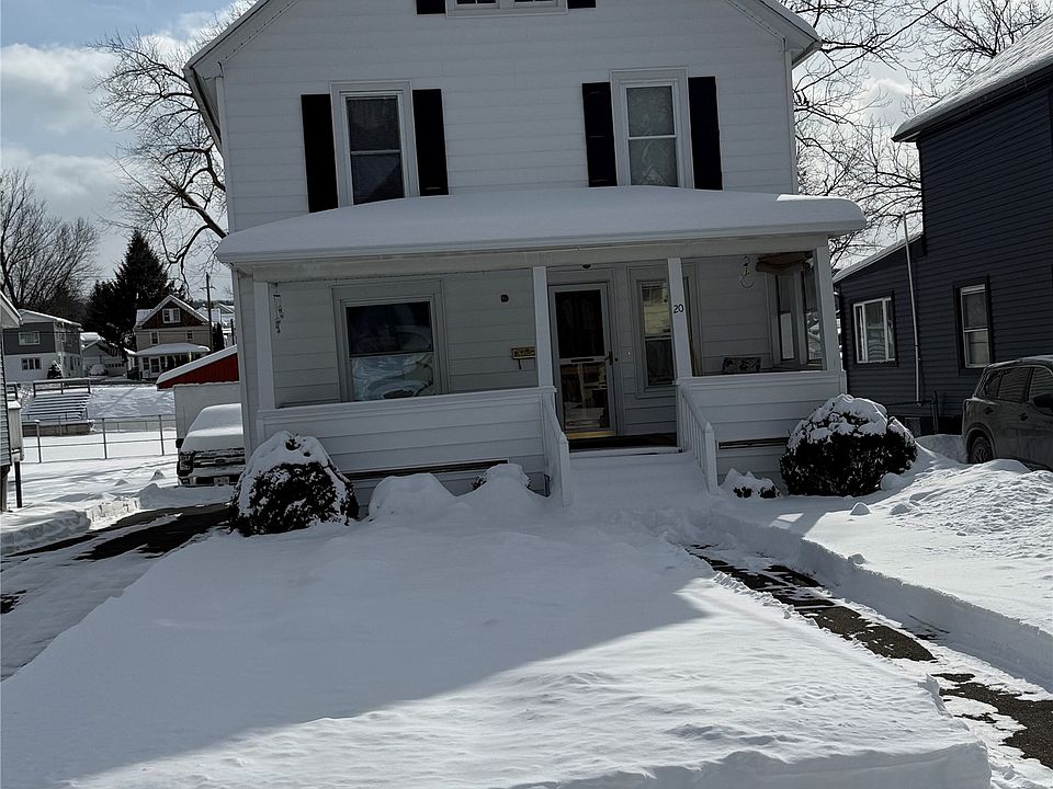 1st image of 20 Willard St