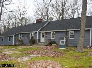 923 W Shiller St, Egg Harbor City, NJ 08215