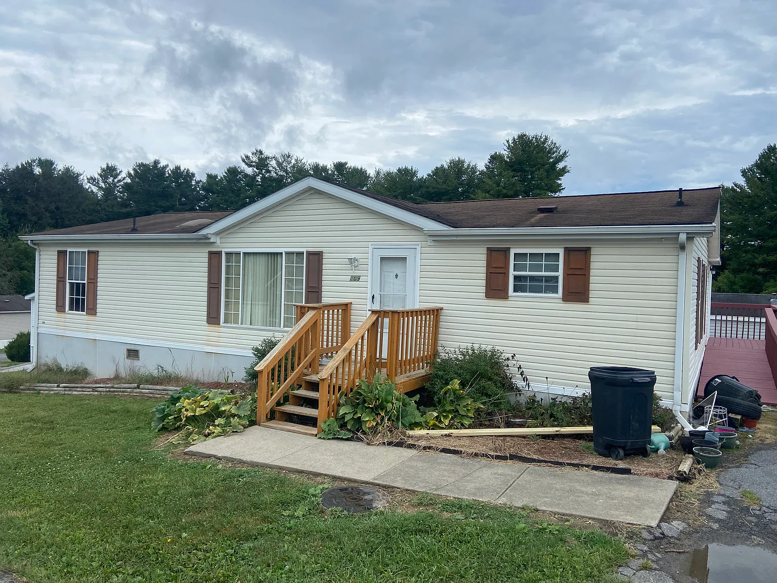 3 bed, 1700 sqft, $1,500 — Photo 2