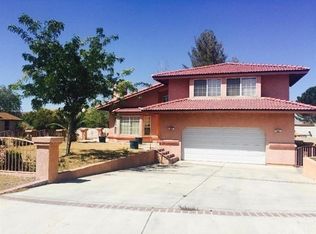12517 Fairway Rd, Victorville, CA 92395