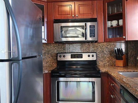 5th image of 22 Salamanca Ave #7H