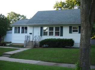 444 E Harrison Rd, Lombard, IL 60148