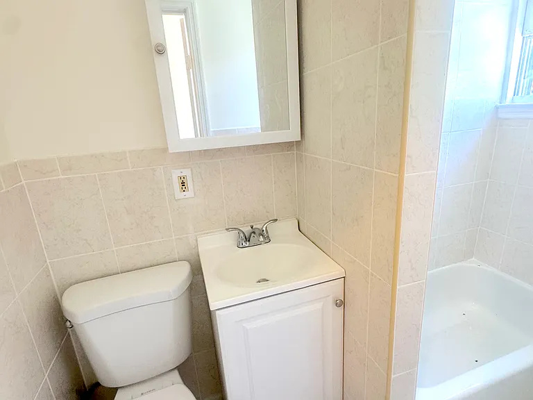 6431 Catalpa Ave #1 — Photo 7