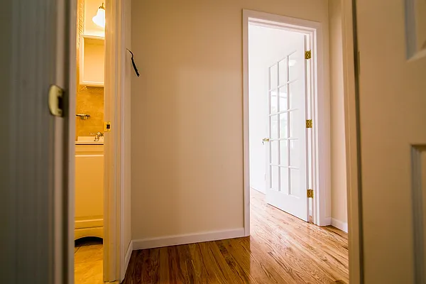 Rented by Nooklyn NYC LLC | media 66