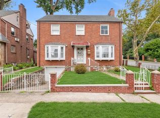 1261 Pawnee Pl, Bronx, NY 10461