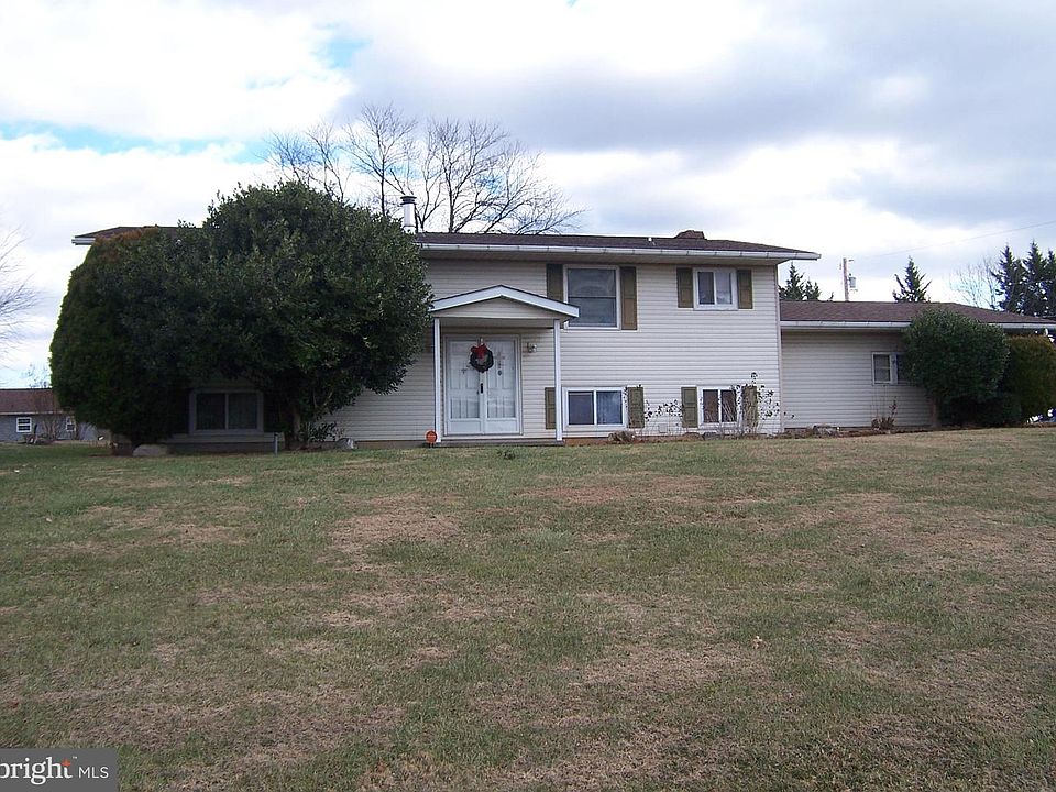1st image of 18 Beacon Dr