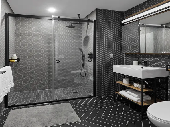 411 West 35th Street image 4 of 17