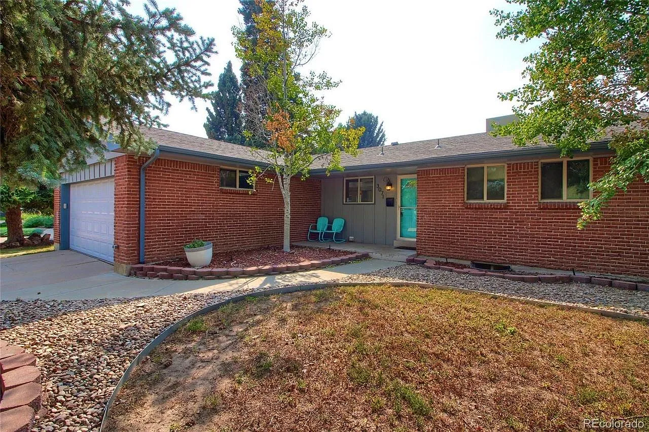 5 bed, 2590 sqft, $3,550 — Photo 3