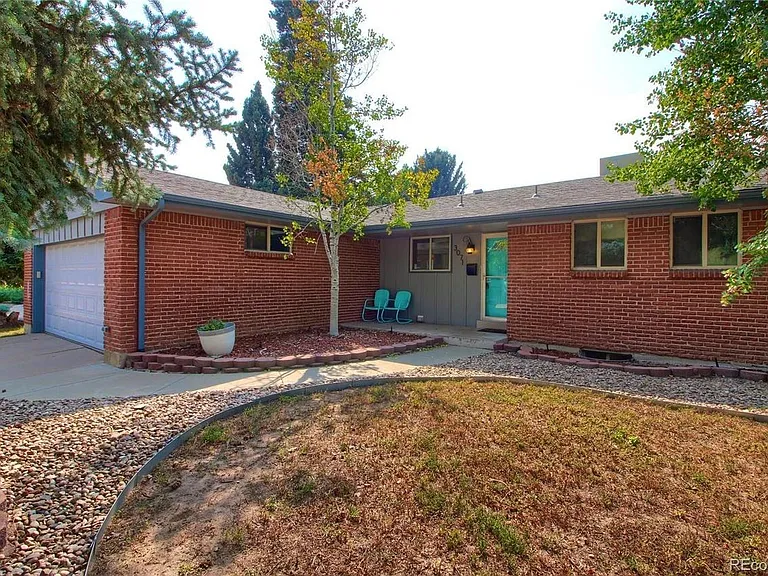 3071 S Hobart Way — Photo 3