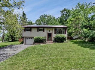 15 Dallas Dr, Monroe, NY 10950