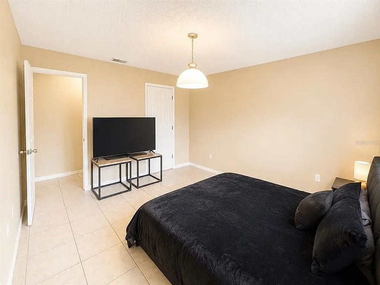 1218 Bermuda Lakes Ln #201 — Photo 5
