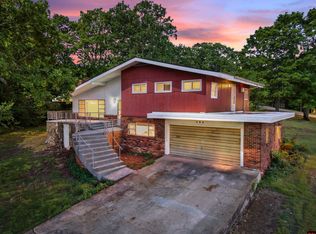 284 Crestview Rd, Mountain Home, AR 72653