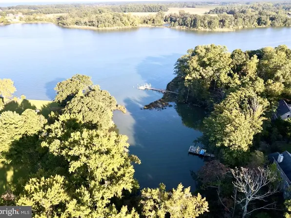 11 Fountain Gate Rd, Heathsville, VA 22473