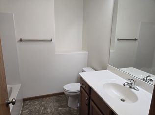 5601 Kacena Ave, Marion, IA 52302