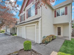 35453 Oakwood Dr, Saint Helens, OR