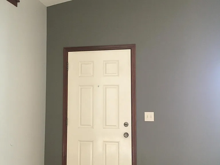 524 S Whitewood Ave — Photo 12