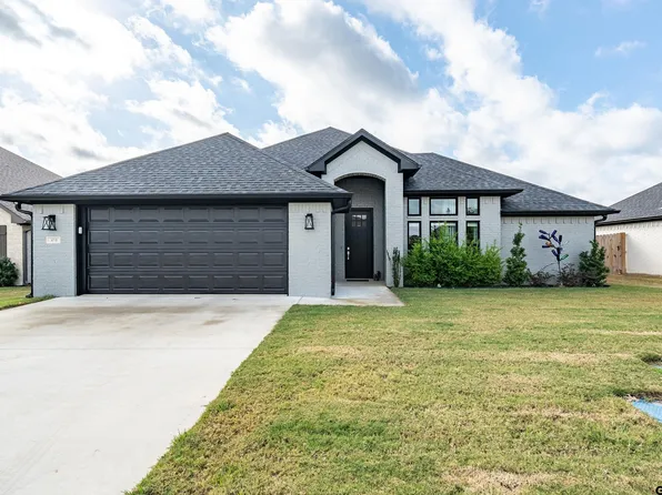 410 Meadow Ln, Chandler, TX 75758