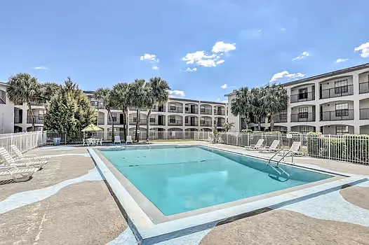 Palm Square 630 - 630 — Photo 3