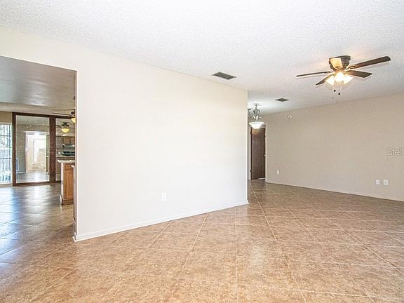 4th image of 5018 Headland Hills Ave
