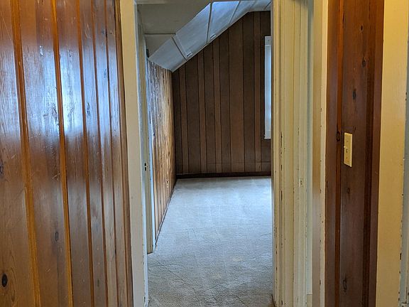 5th image of 203 Hubbard St APT A