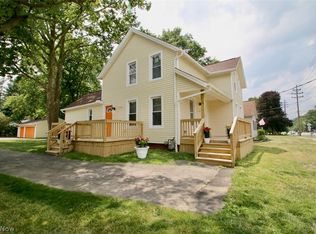 25820 Highland Rd, Richmond Heights, OH 44143