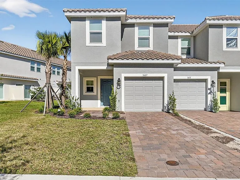 3607 Main Harbor Dr — Photo 1