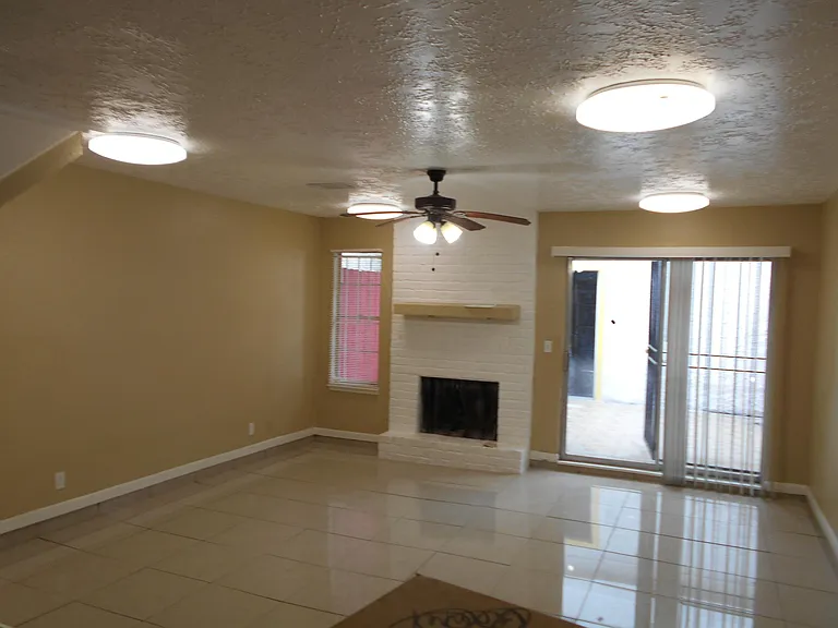 12447 W Village Dr #E — Photo 12