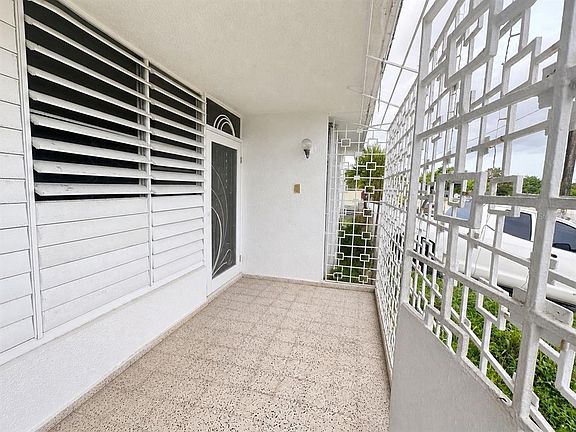 2nd image of 3 CALLE 3 #54