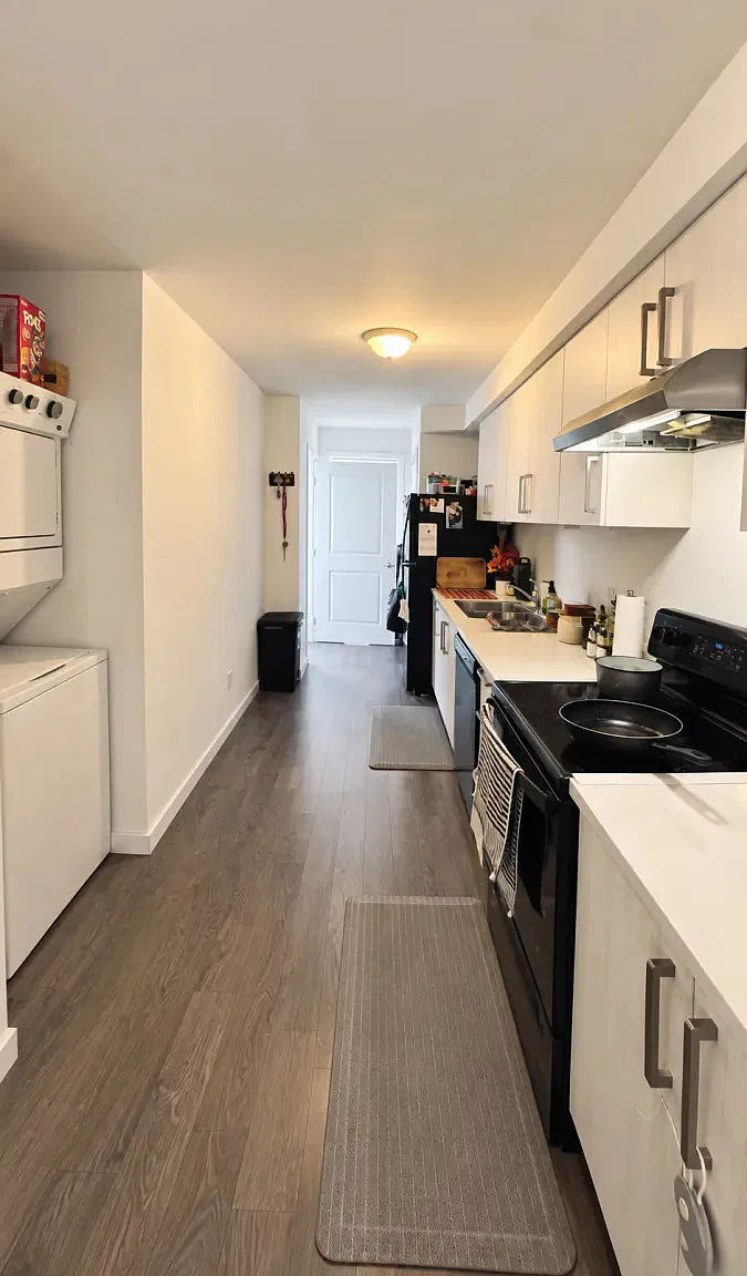 3 bed, 1500 sqft, $2,500 — Photo 2