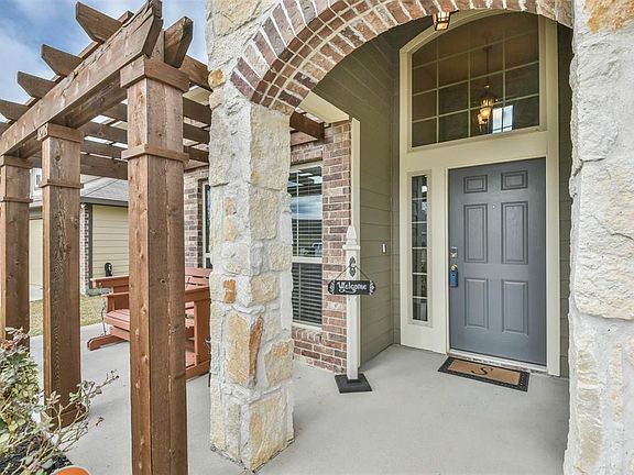 2nd image of 195 Brocks Ln