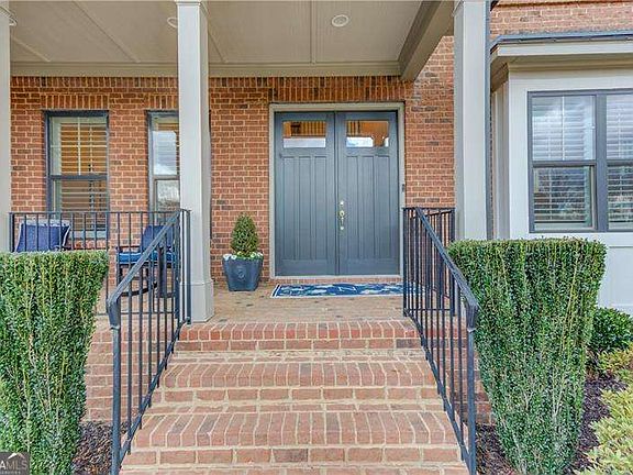 3rd image of 632 Rio Vista Ct