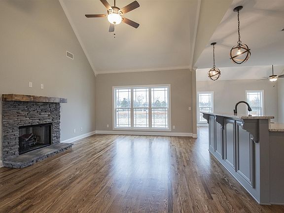 5th image of 5111 Cedar Retreat Dr #34