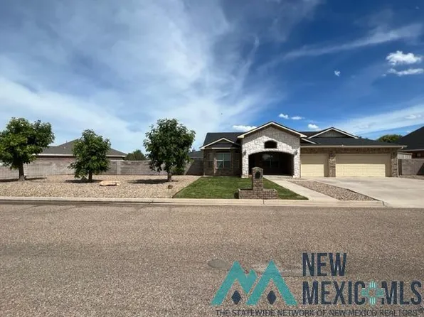 1236 Oakwood Cir, Portales, NM 88130
